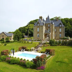 Château De Montbrault Hébergement de vacances Fleurigné